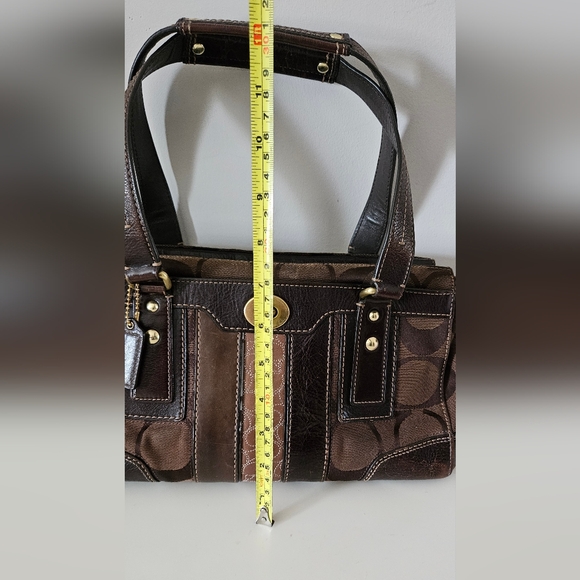 Coach Hampton Handbag - Picture 2 of 15